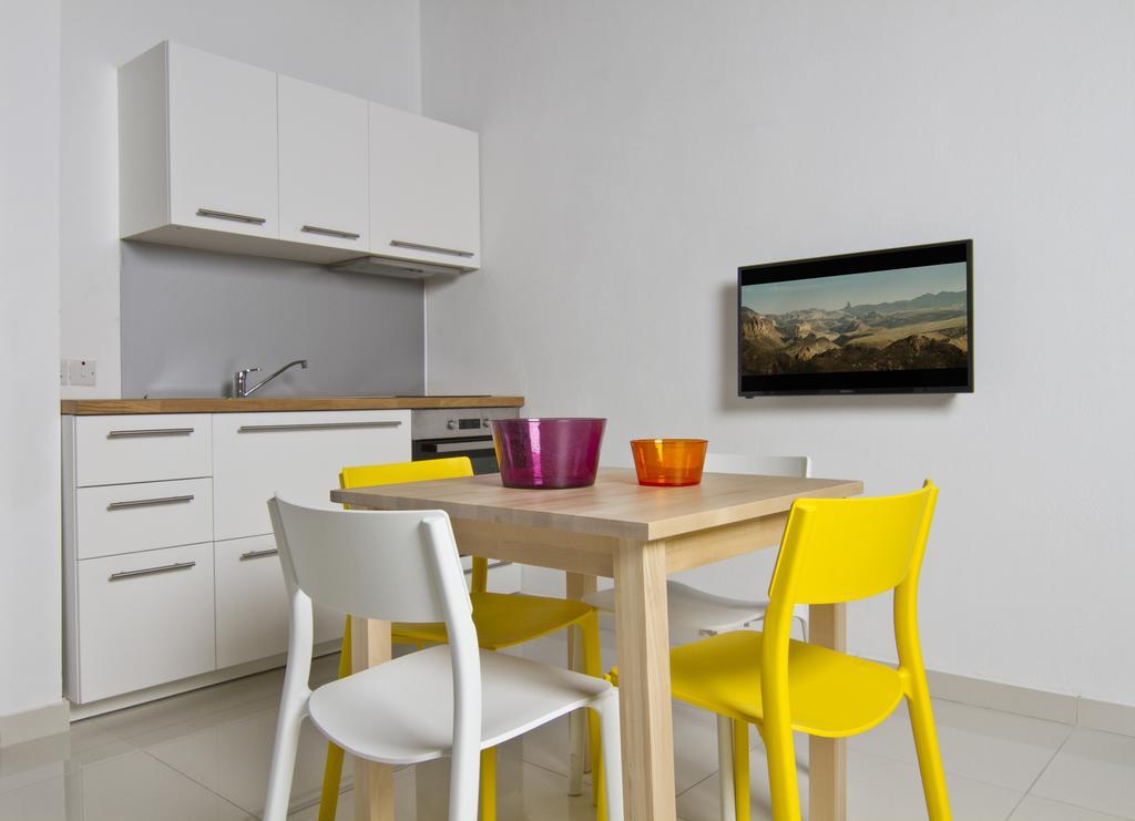 Nula Aparthotel San Ġiljan Buitenkant foto